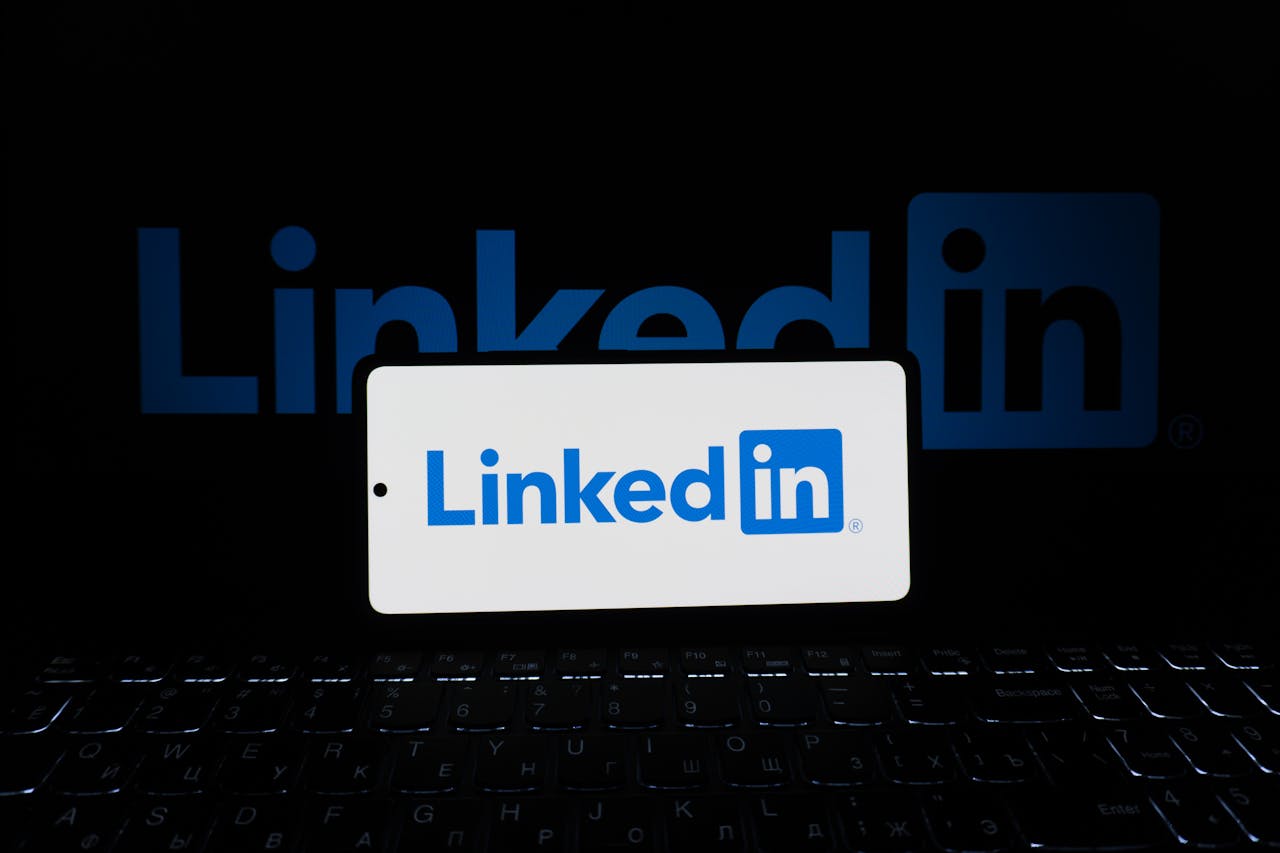 How to Use LinkedIn to Grow Your Affiliate Marketing Business
